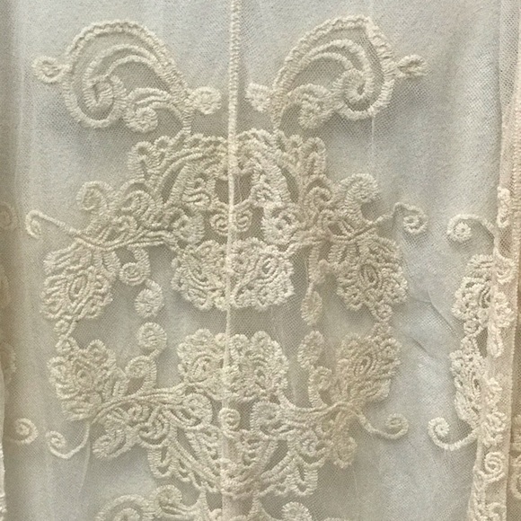 Cotton lace cream duster - Picture 4 of 11